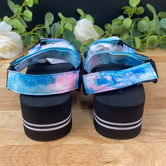 Guess Women's Avin Strappy Platform Sandals 8.5M - Picture 5 of 8